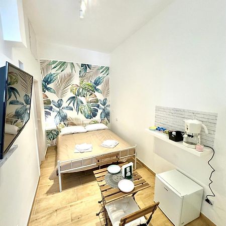 Bari Annette Room Esterno foto